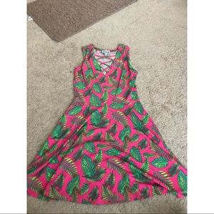 Cute Dress Perfect For Hawaiian Themed Party!